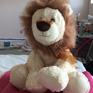 Big fluffy lion stuffed animal